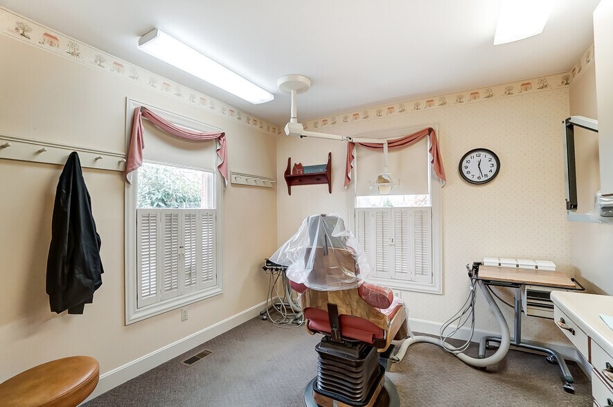 More Photos Of 1354 N Monroe Dr, Xenia Medical For Sale