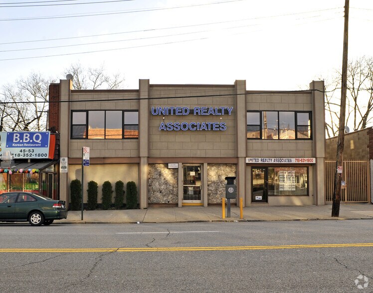 More Photos Of 4557 Bell Blvd, Bayside Medical For Lease