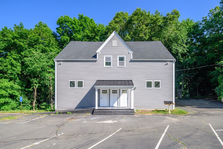 Primary Photo Of 5 Riverside Rd, Sandy Hook Medical For Sale