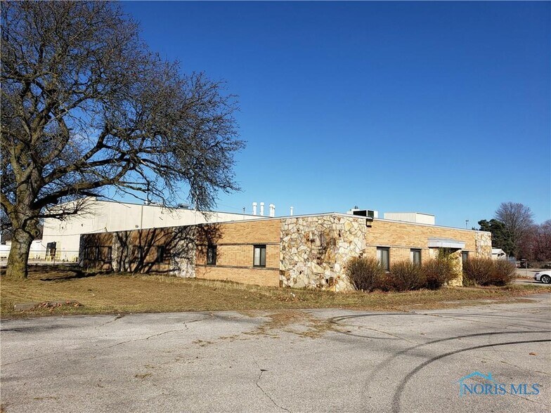 Primary Photo Of 410 Ryder Rd, Toledo Office For Sale