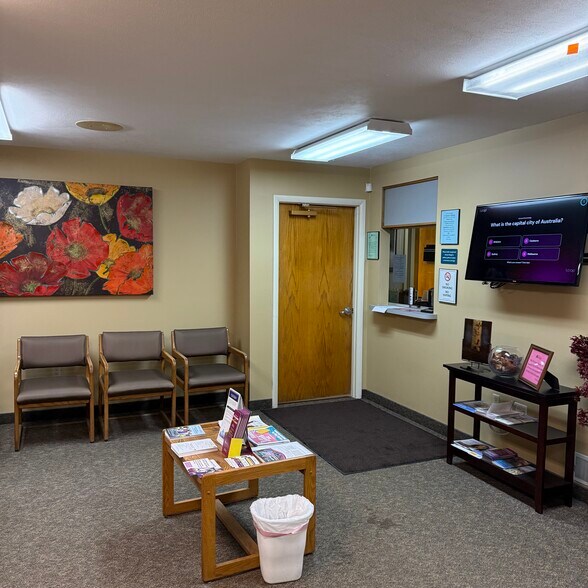 More Photos Of 3 Parkside Ct, Utica Medical For Lease