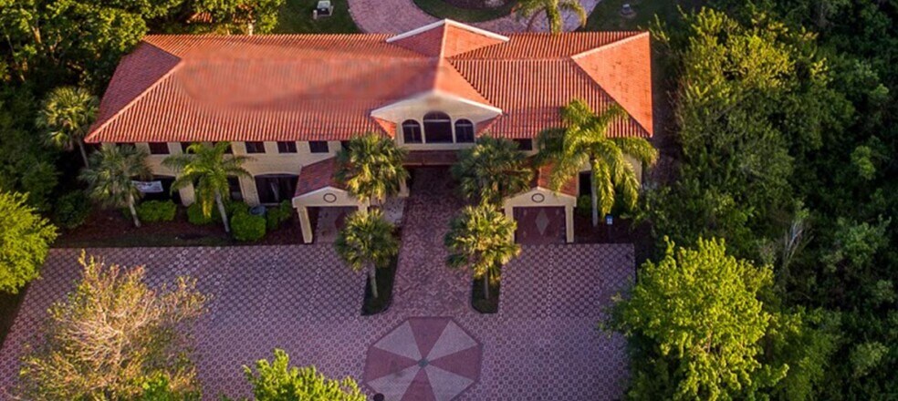 More Photos Of 200 Via De Lago, Altamonte Springs Office For Lease