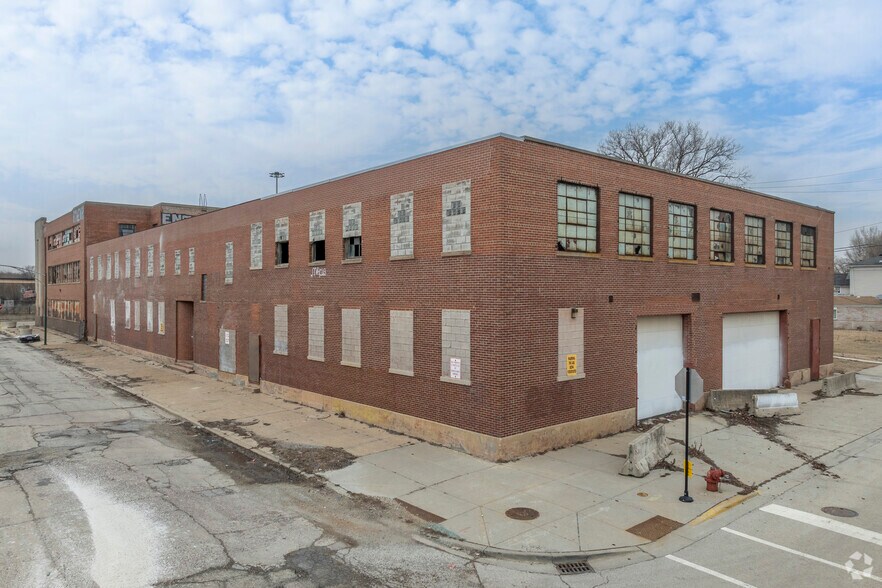 More Photos Of 6061 S Wentworth Ave, Chicago Warehouse For Sale
