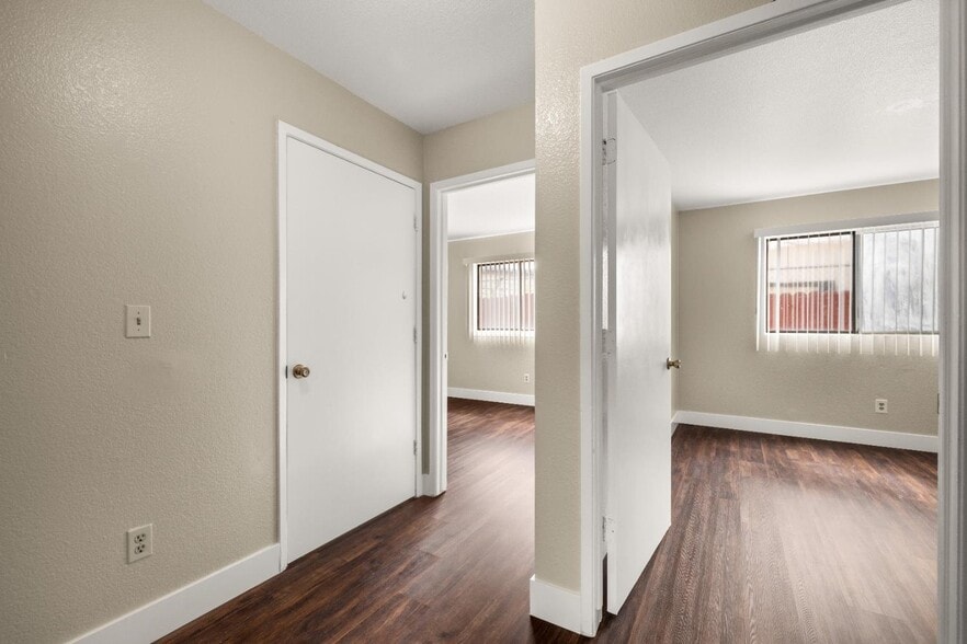 More Photos Of 2944 Del Paso Blvd, Sacramento Apartments For Sale