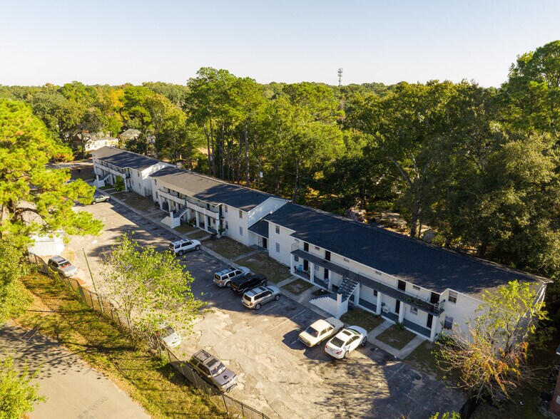 Primary Photo Of 1815 Sumner Ave, Charleston Apartments For Sale