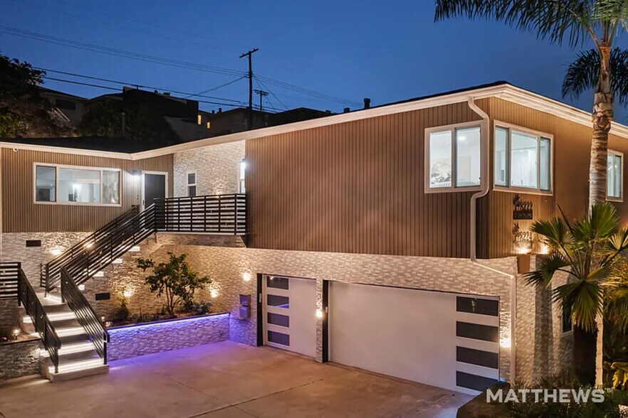 Primary Photo Of 8222 Pershing Dr, Playa Del Rey Multifamily For Sale
