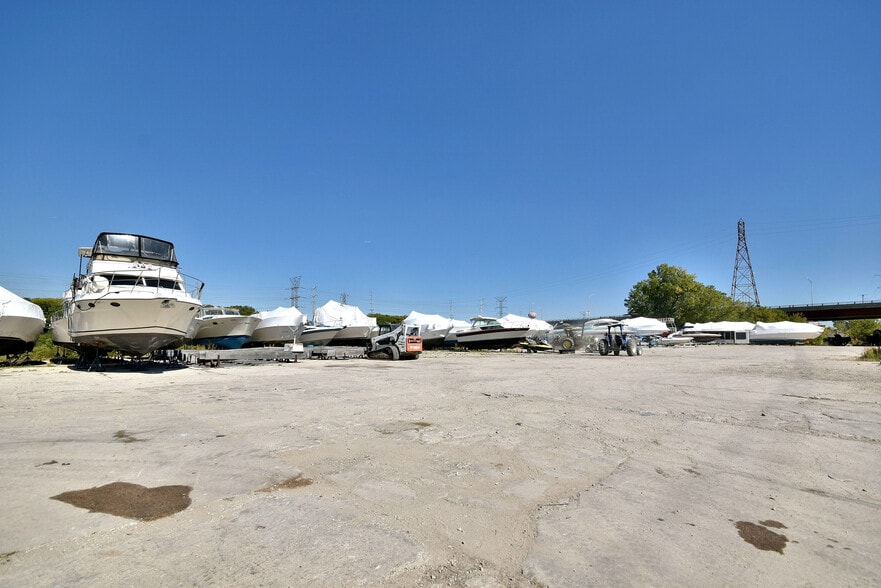 More Photos Of 5700 41st, Forest View Sports And Entertainment For Sale