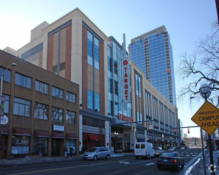 Primary Photo Of 5 Broad St, Stamford General Retail For Lease