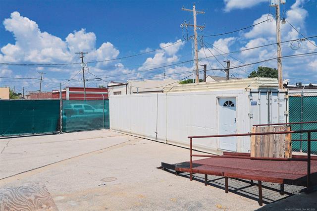 More Photos Of 114 S A St, Skiatook Warehouse For Sale