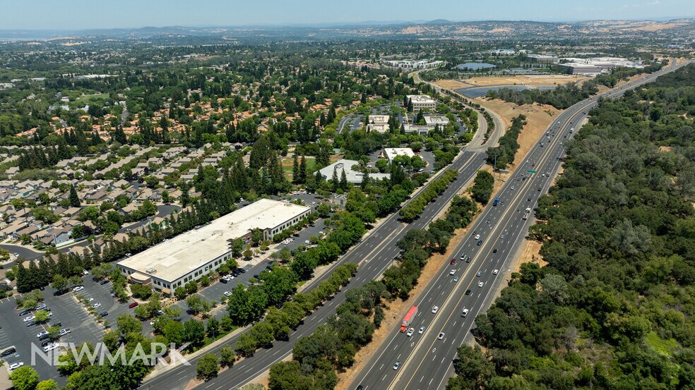 More Photos Of 950 Iron Point Rd, Folsom Office For Lease