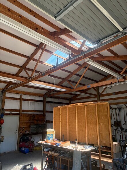 More Photos Of 15 School St, Taylors Warehouse For Lease