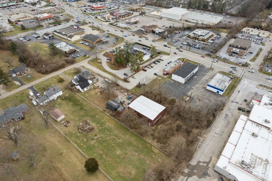 More Photos Of 4047 Mclean Dr, Cincinnati Office For Sale