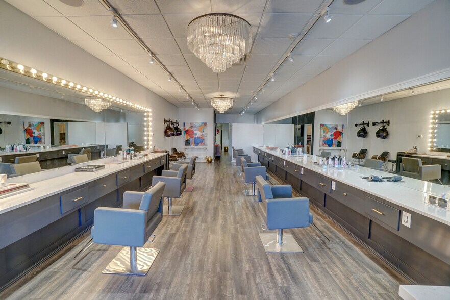 More Photos Of 3 E Palisade Ave, Englewood General Retail For Lease