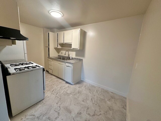 More Photos Of 113 S Carbon St, Syracuse Apartments For Sale