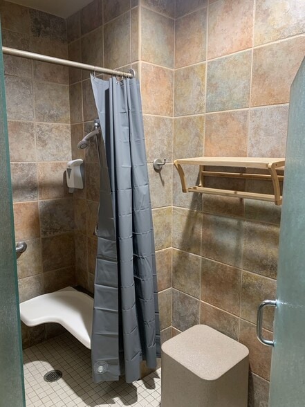 More Photos Of 3201 Stellhorn Rd, Fort Wayne Office For Lease