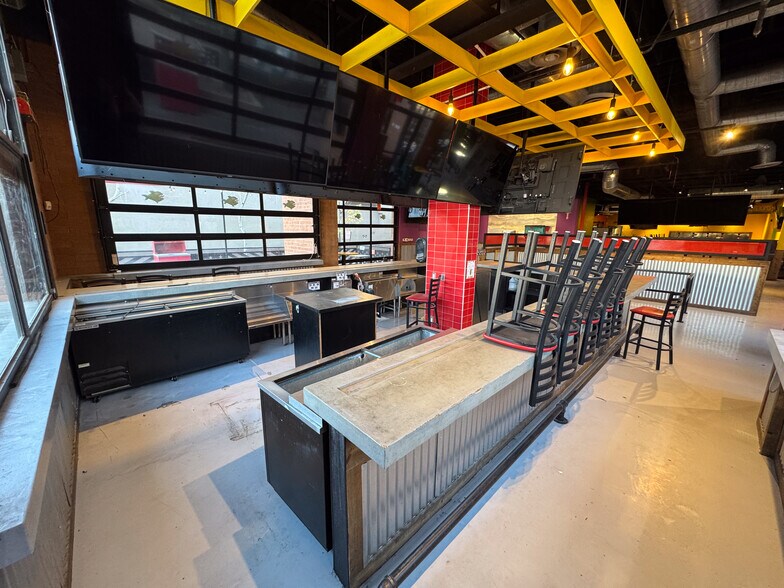 More Photos Of 51 W 3rd St, Tempe Unknown For Lease