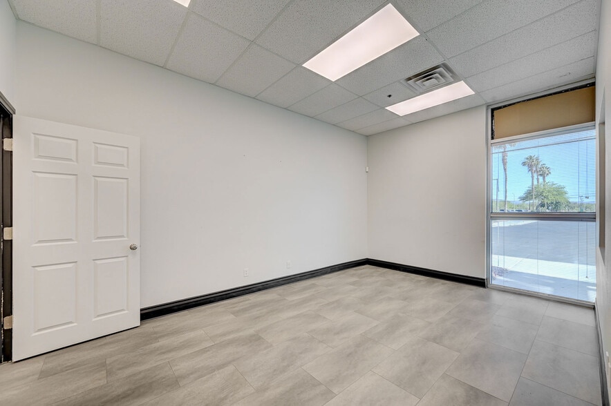 More Photos Of 3068 E Sunset Rd, Las Vegas Warehouse For Sale
