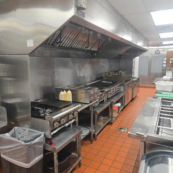 More Photos Of 2045 Brice Rd, Reynoldsburg Restaurant For Lease