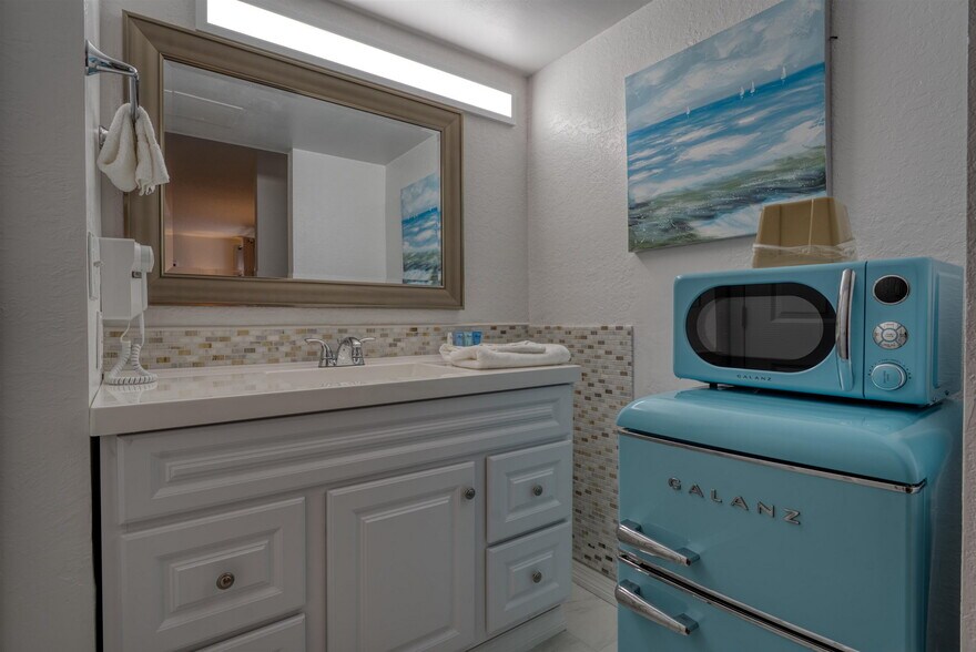 More Photos Of 107 Anastasia Blvd, Saint Augustine Hotel For Sale