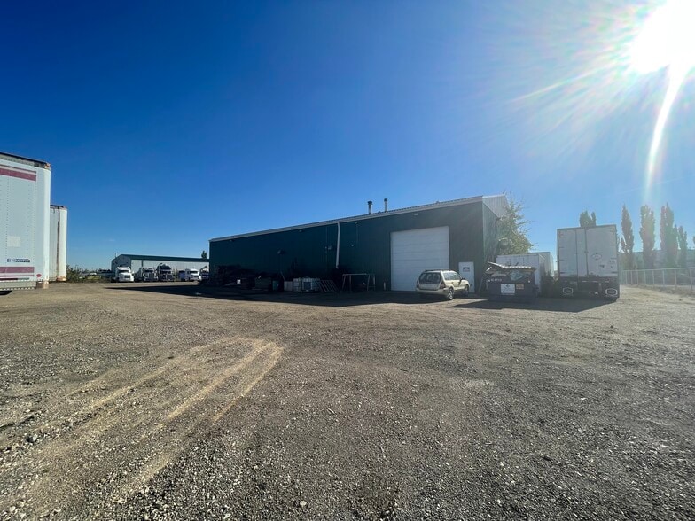 More Photos Of 22604 113th Ave NW, Edmonton Manufacturing For Lease