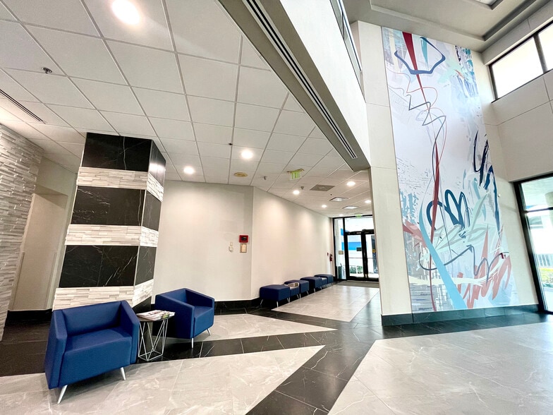 More Photos Of 1515 Ringling Blvd, Sarasota Office For Lease