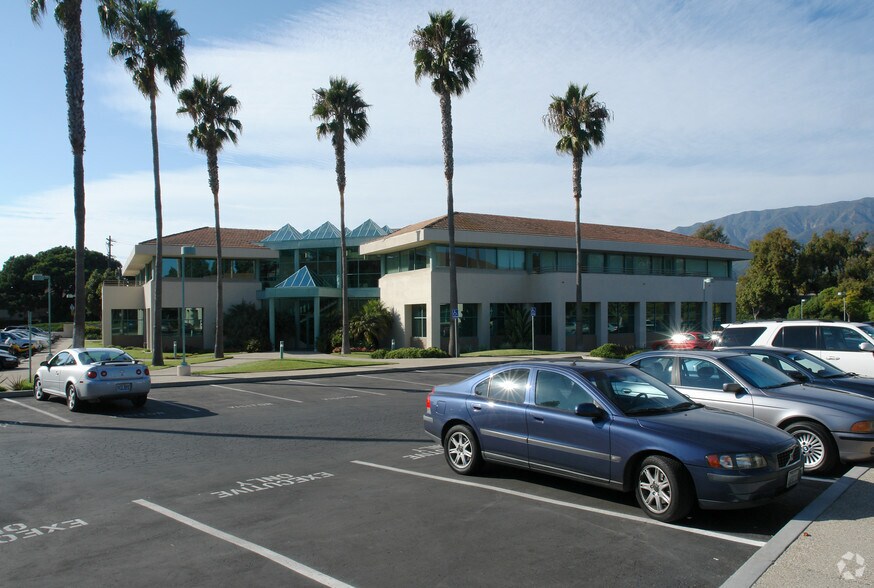 More Photos Of 1145 Eugenia Pl, Carpinteria Office For Lease