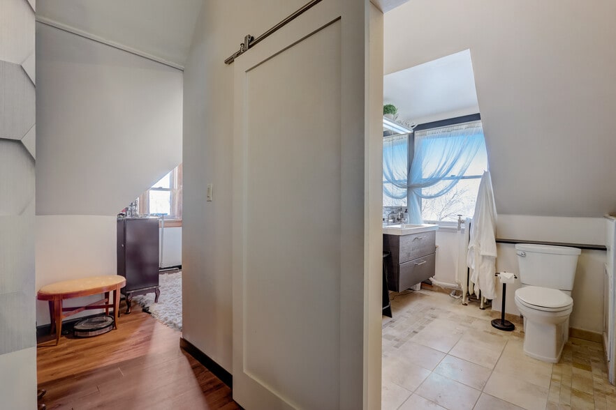 More Photos Of 3209 W Wells St, Milwaukee Hospitality For Sale