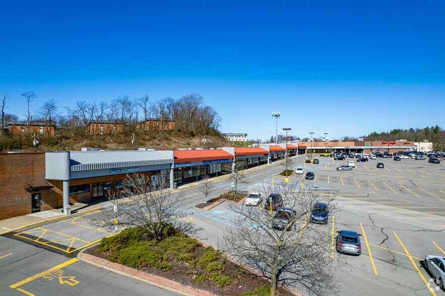 More Photos Of 5920-5990 University Blvd, Coraopolis Unknown For Lease