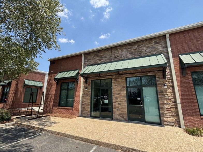Primary Photo Of 3818 N US Hwy 421, Wilmington Showroom For Lease