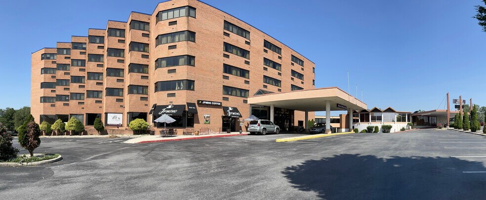 More Photos Of 431 Dual Hwy, Hagerstown Hotel For Lease