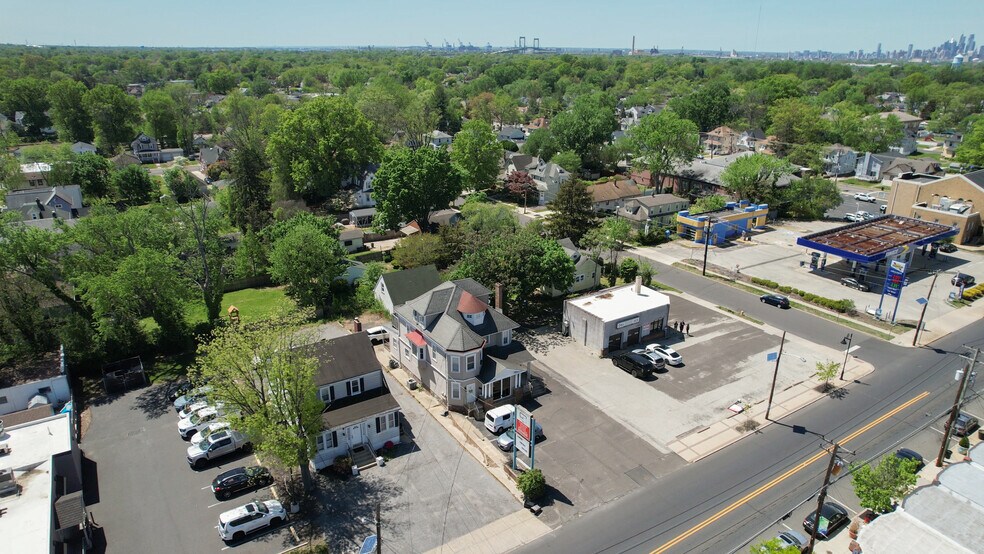 More Photos Of 604 White Horse Pike, Oaklyn Storefront For Sale