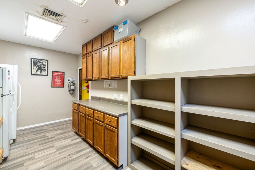 More Photos Of 1419 W London St, El Reno Religious Facility For Sale