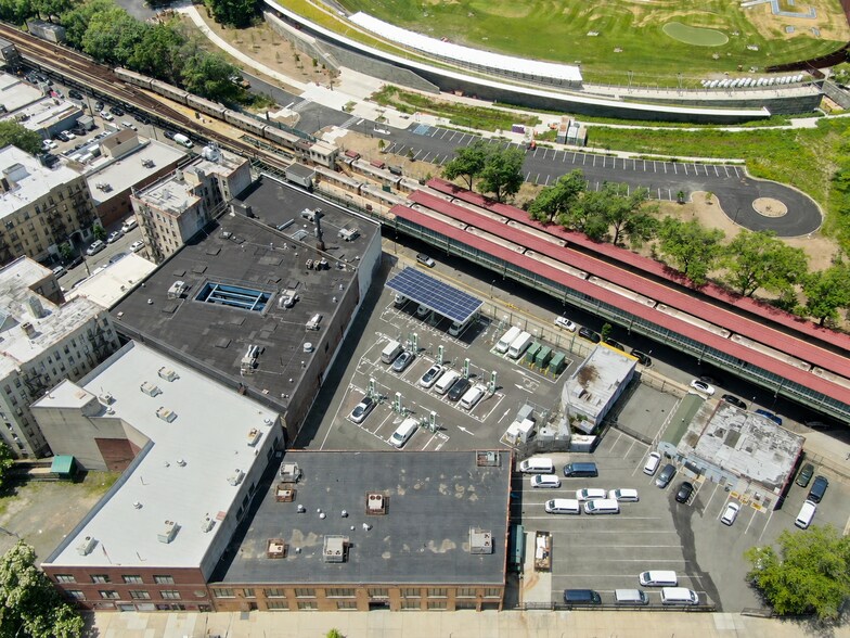 More Photos Of 3604 Jerome Ave, Bronx Manufacturing For Lease