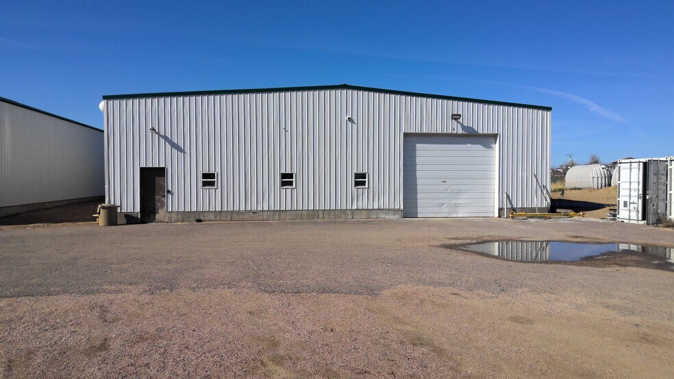 More Photos Of 7 55 Ranch Rd, Glenrock Service Station For Sale