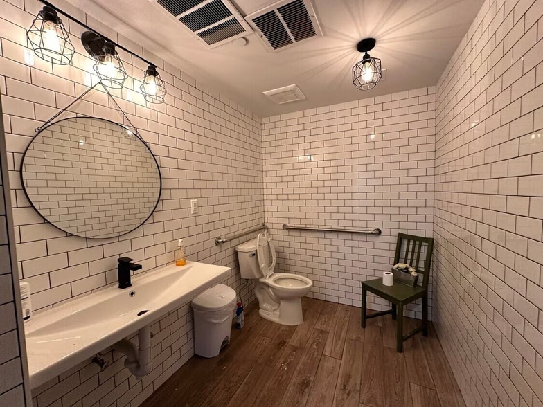 More Photos Of 265 Water St, New York Apartments For Sale