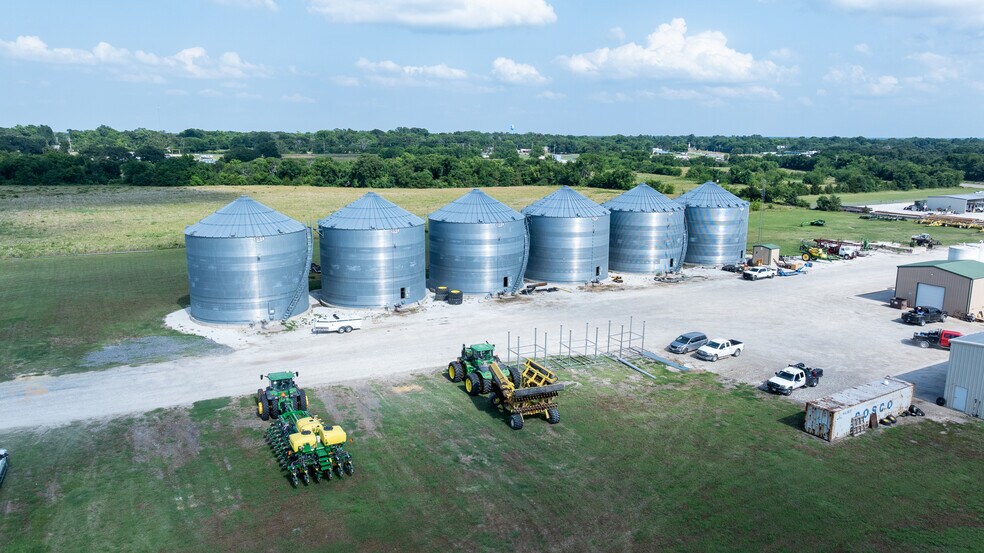 More Photos Of TBD US-271, Bogata Land For Sale