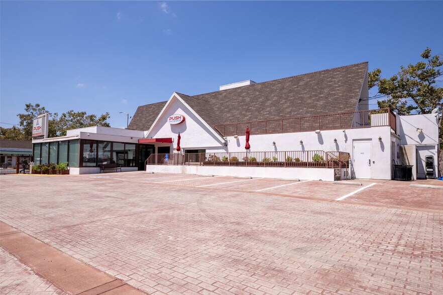 More Photos Of 8925 W Olympic Blvd, Beverly Hills Storefront Retail Office For Sale