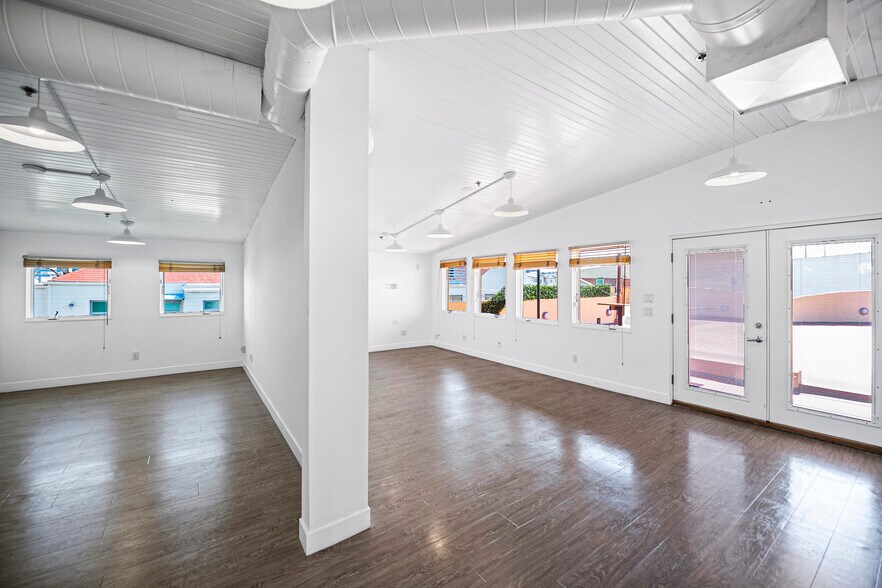 More Photos Of 321 Santa Monica Blvd, Santa Monica Office Residential For Lease
