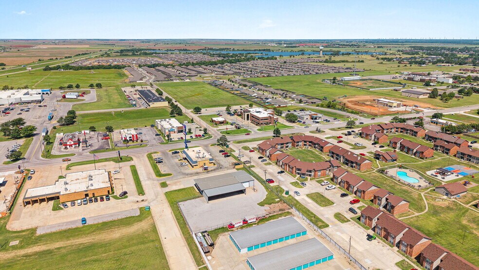 More Photos Of 1510 Amity Ln, El Reno Industrial For Lease