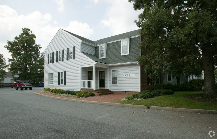 More Photos Of 11505 Allecingie Pky, Richmond Medical For Lease