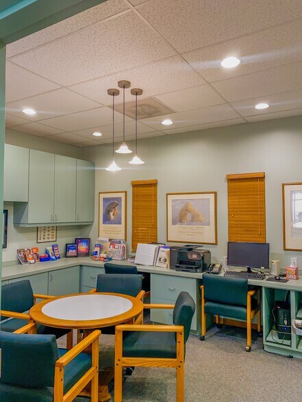 More Photos Of 10522 S Parker Rd, Parker Medical For Lease