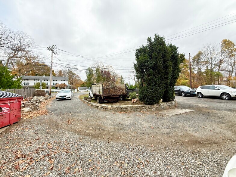 More Photos Of 2856 Long Ridge Rd, Stamford Specialty For Sale