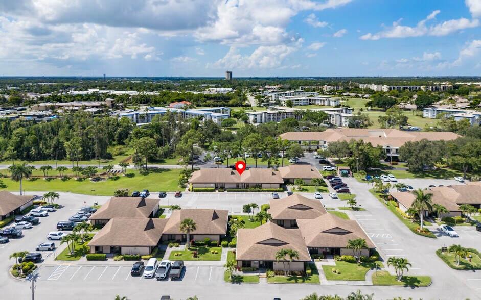 More Photos Of 12734 Kenwood Ln, Fort Myers Medical For Lease