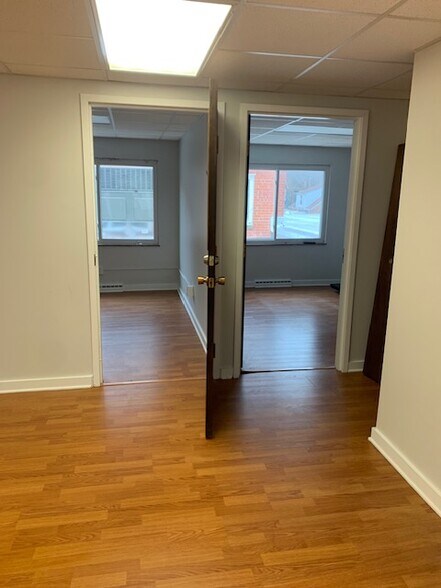 More Photos Of 814 E 185th St, Cleveland Office For Lease