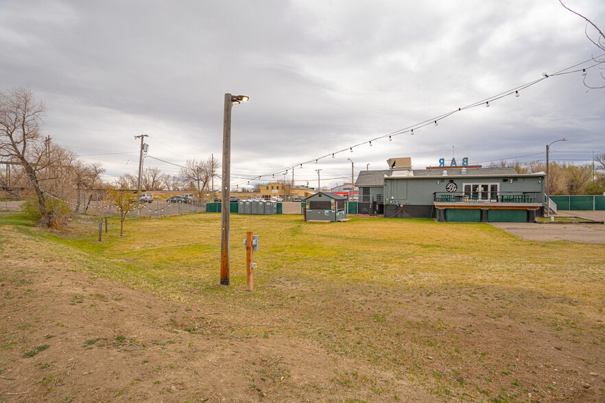 More Photos Of 1349 13th Ave SW, Great Falls Bar For Sale