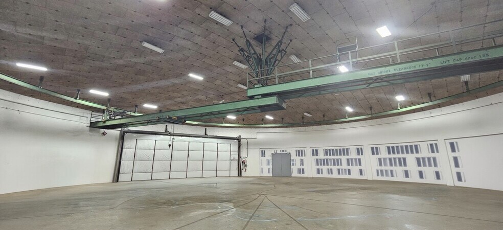 More Photos Of 45B Miry Brook Rd, Danbury Manufacturing For Sale