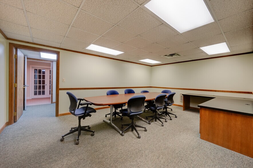 More Photos Of 72 W Stafford Rd, Stafford Springs Medical For Sale