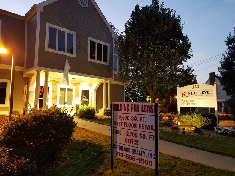 More Photos Of 123 Broadway, Woodcliff Lake Storefront Retail Office For Lease