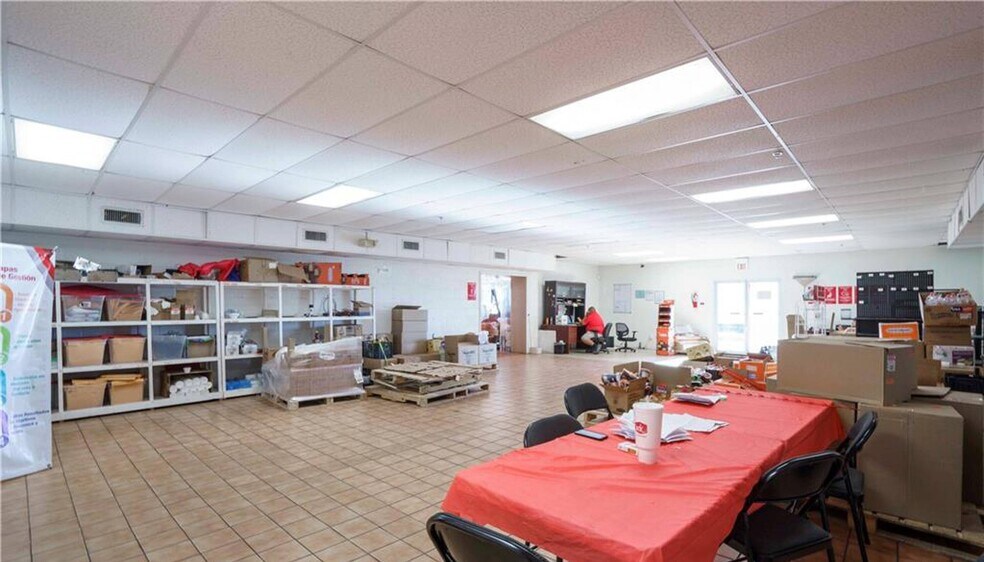 More Photos Of 2504 W Interstate Highway 2, Mission Flex For Lease