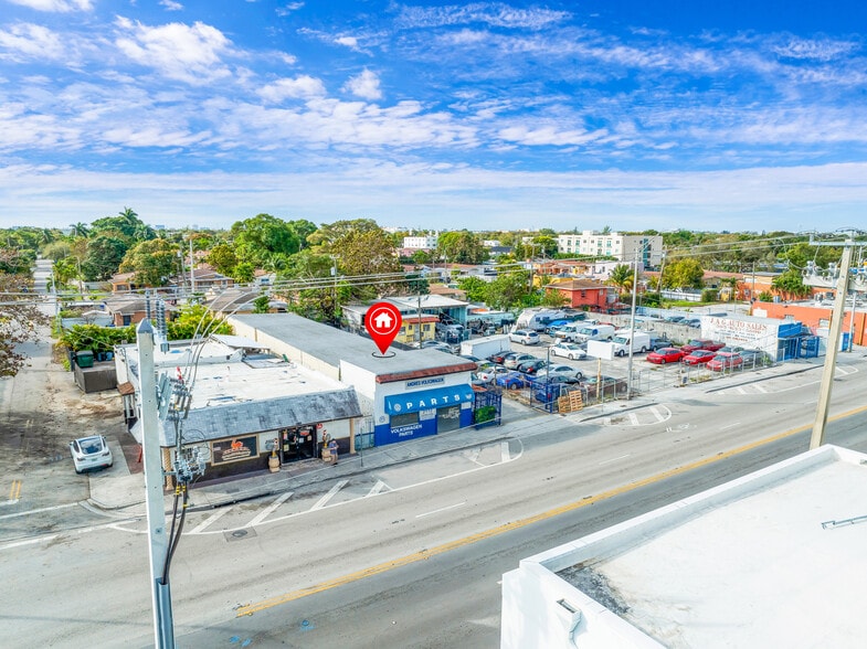 More Photos Of 2112 NW 36th St, Miami Auto Repair For Sale